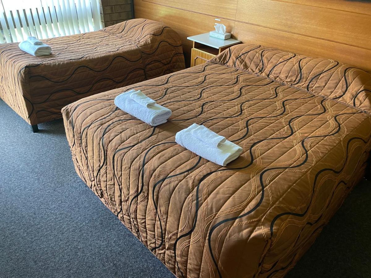 Pavlos Motel Ингл Фарм Экстерьер фото